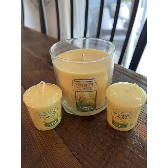 Yankee Candle Flowers in the Sun Jar & 2 Votives New - Picture 2 of 3